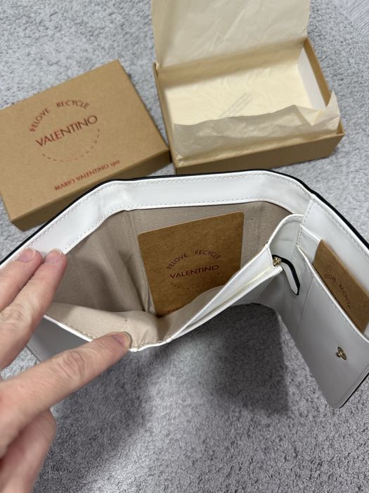 Portofel Valentino alb, Nou