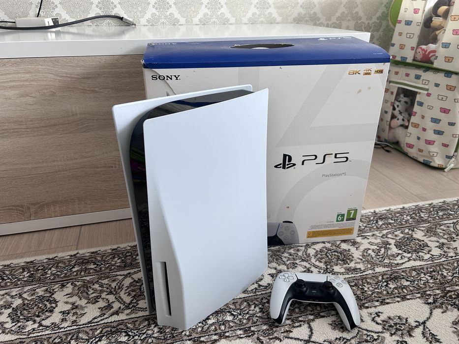 Продам Sony PlayStation 5.