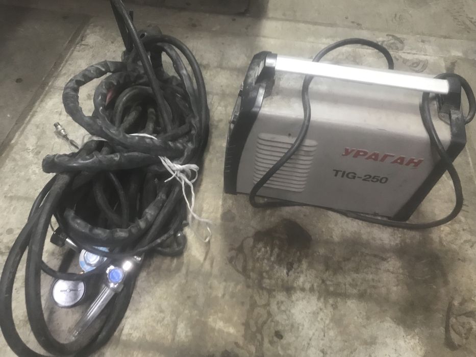 Срочно продам Ураган TIG-250
