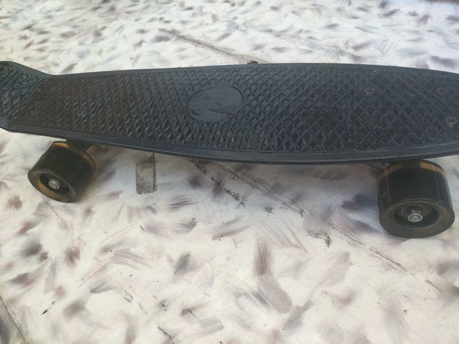 Продам пениборд срочно