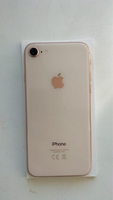 Iphone 8 + в подарок часы от borofone