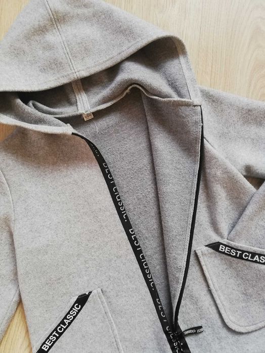 Пальто на девочку, рост 152-158