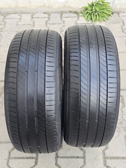 225 50 18 Michelin