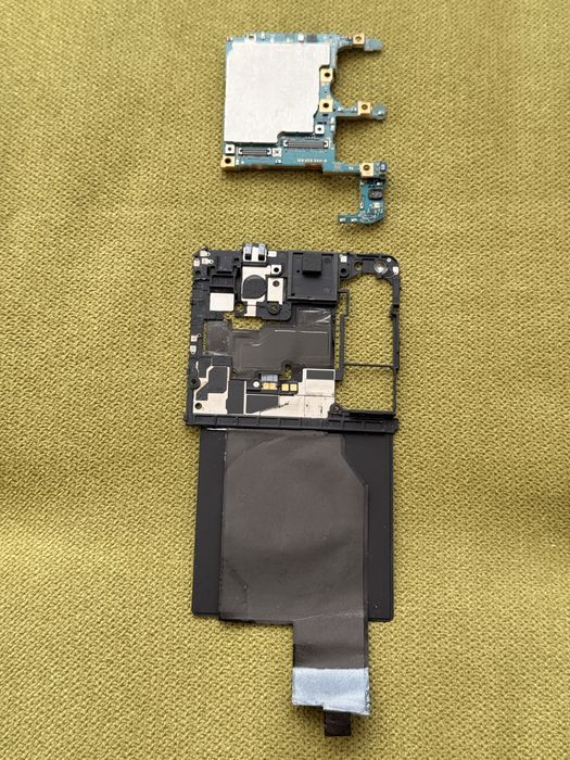 Sony Xperia 5 IV на части