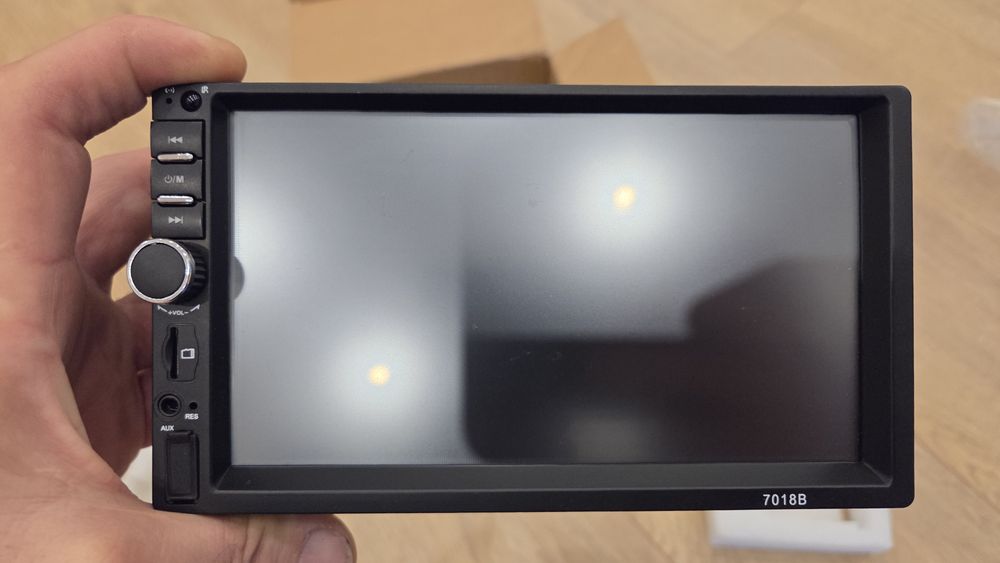 Медия 7" двоен дин