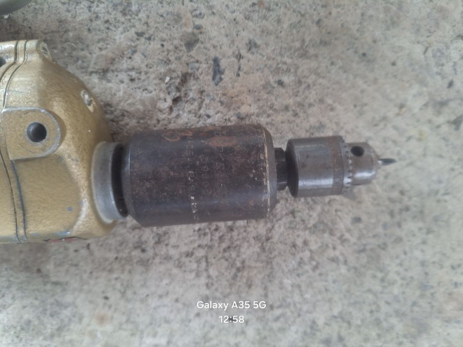 Bormașina veche England