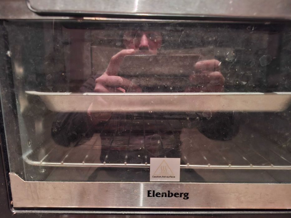 Продам мини печь с комфорками elenberq