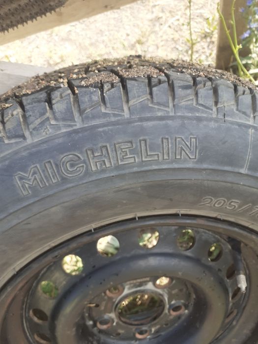 Продам диск с шиной MICHILIN