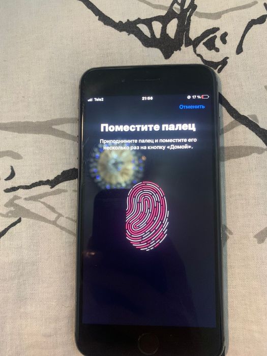 iPhone 8 plus срочно продаётся!