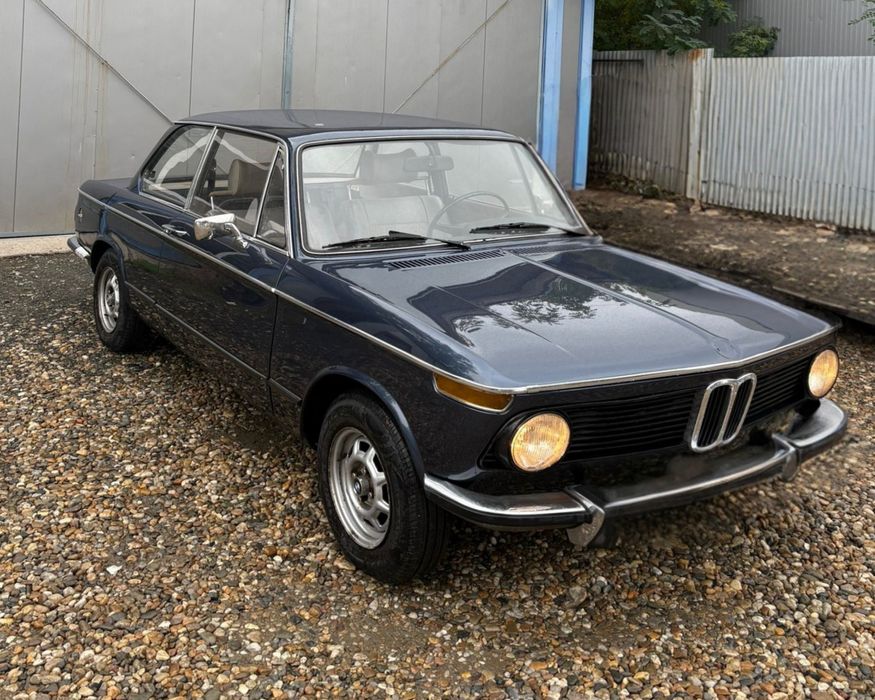 BMW 1802 (1974) autovehicul de epoca
