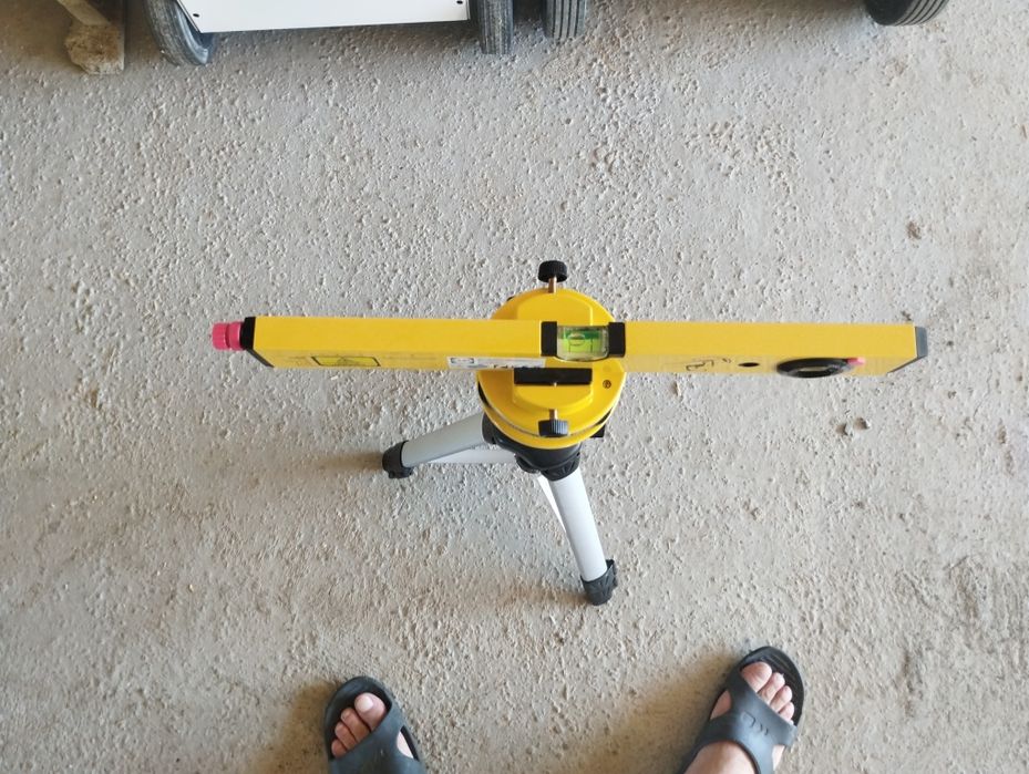 Laser, nivela cu laser