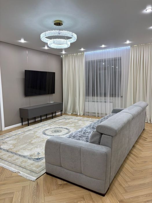 Продам 4 комн Жк Алаш, паркинг, кладовка