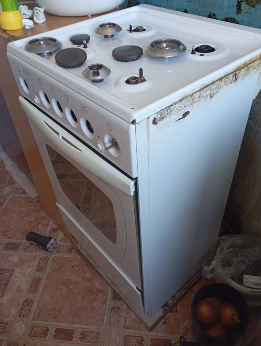 Продам газплиту б/у