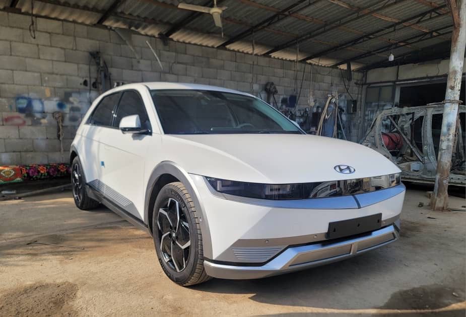 Hyundai Ioniq 2023 — 5