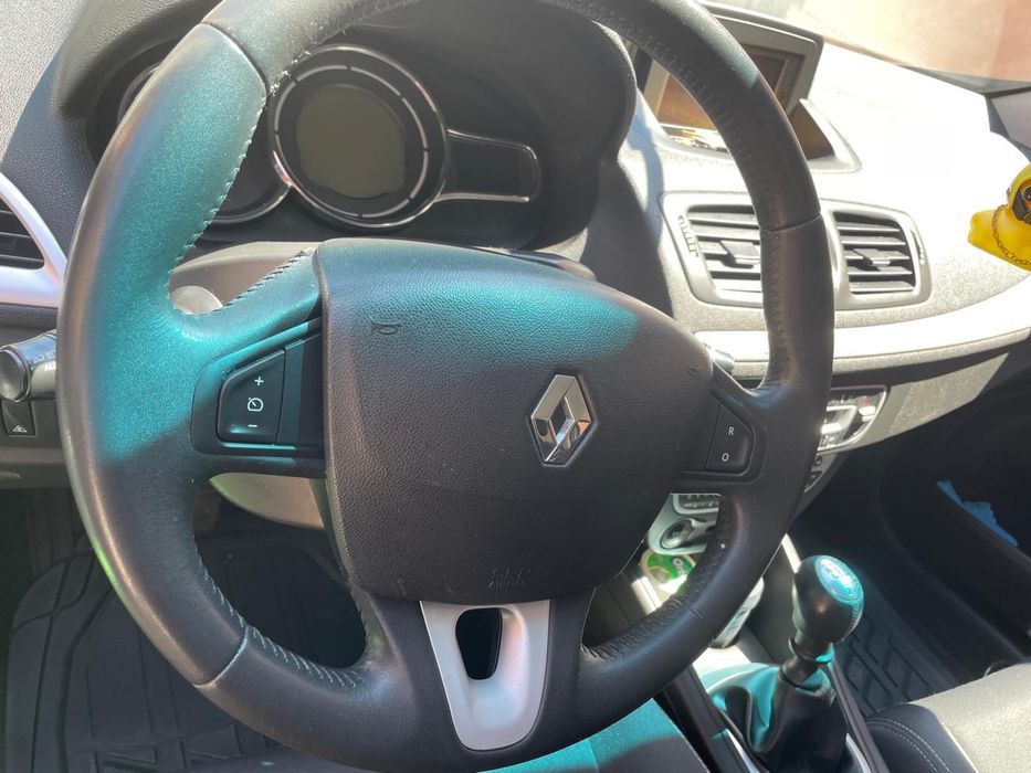 Vând Renault Megane 3 – 1.4 TCe, 2009