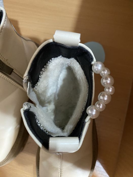 Продам детский обувь и куртка