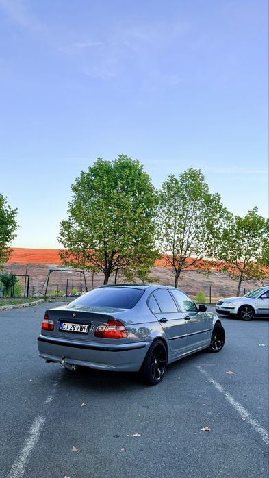 BMW Seria 3 2004 — imagine 2