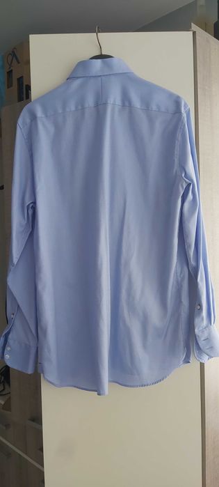 Два броя мъжки ризи