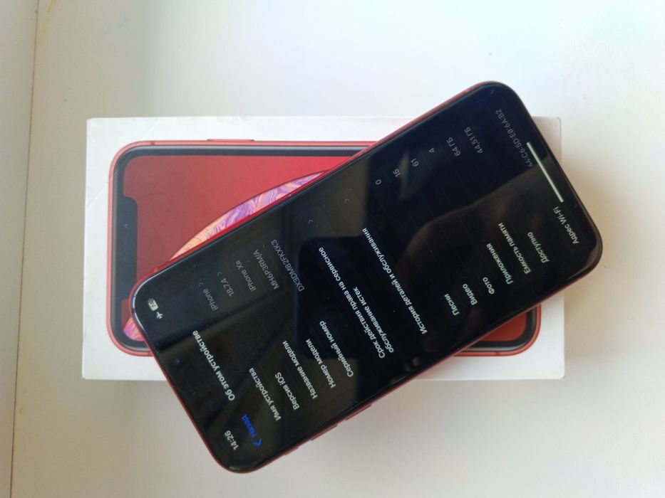 Продам iPhone xr