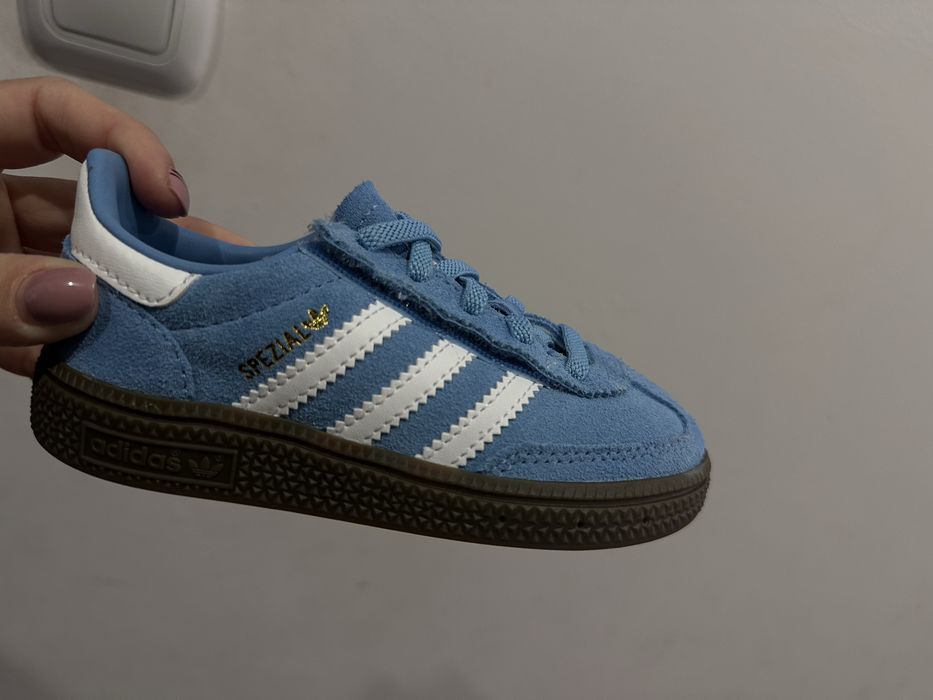 ADIDAS Сникърси в Синьо НОВИ!!!