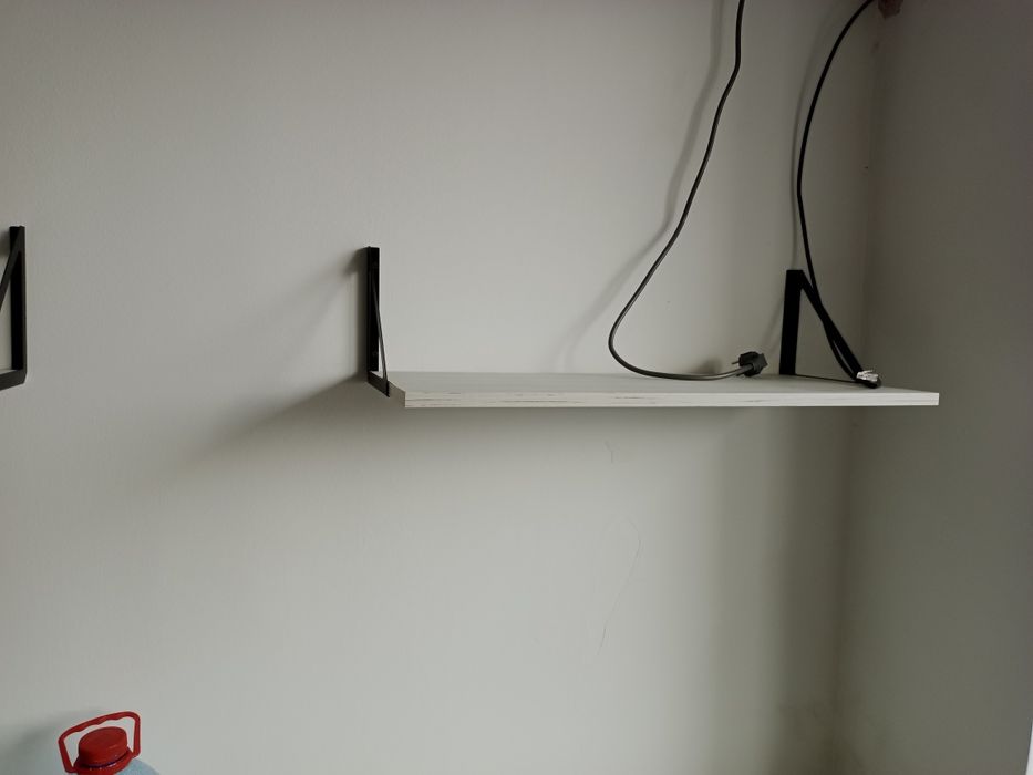 Полки для офиса.квартиры