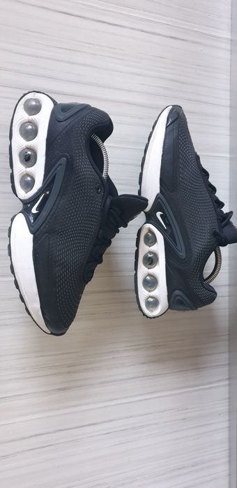 Nike Air Max Mens / 42 /26.5см UK 7.5 US 8.5 ОРИГИНАЛ! Мъжки Маратонки