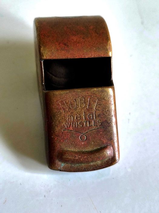 Бронзова  Свирка NOBLE