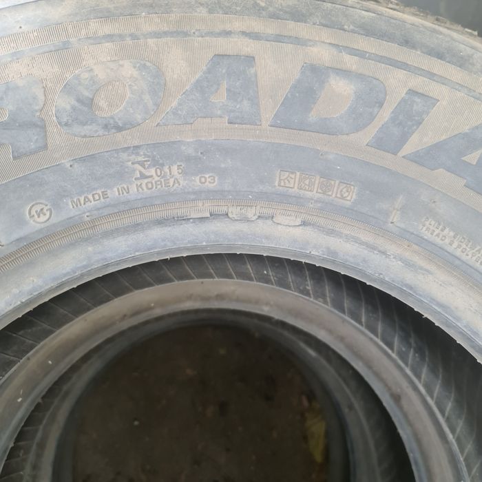 Продам автошины  на джип