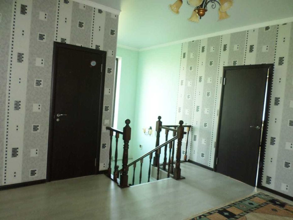 Продам большой дом 215 м2