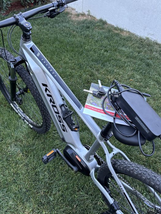 Bicicleta electrica Kross Hexagon Boost 3.0 ca noua roti 29”