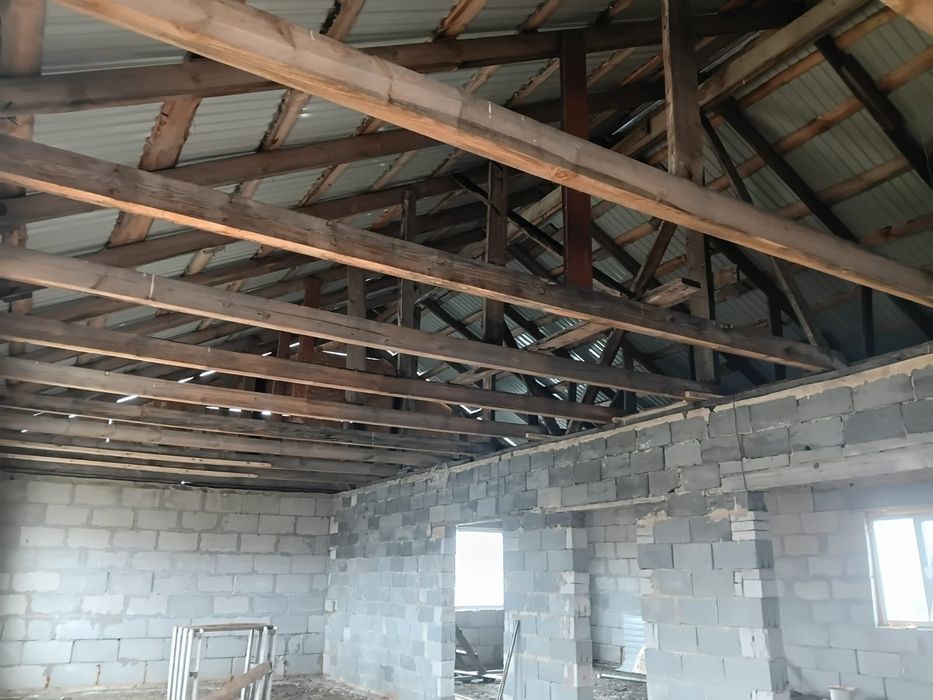 Продам недостроенный дом