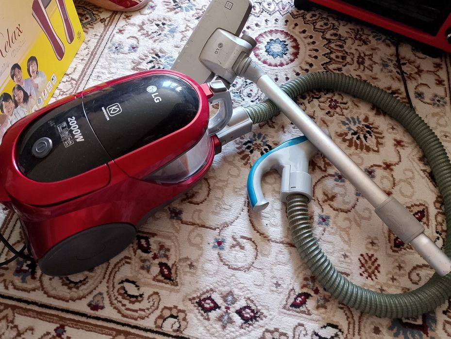 Пылесос мощный LG 2000 W