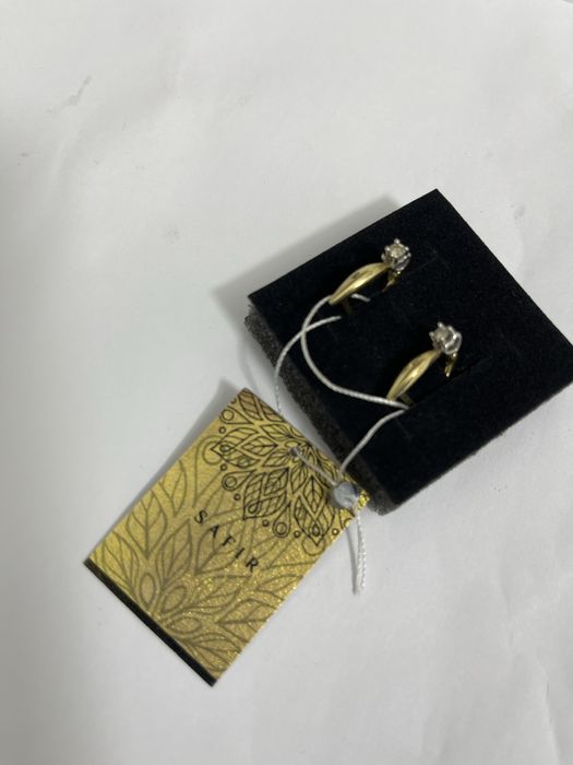 Продам бриллиантовые серьги