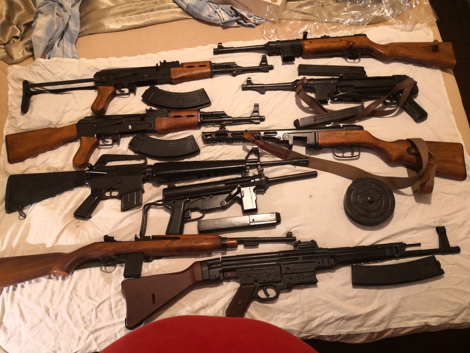 Пистолет, пистолети, револвер, пушка, автомат. Не стрелящи с нищо