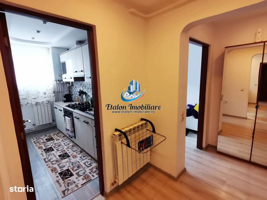 Apartament 3 camere, etaj 1, Piata Darmanesti
