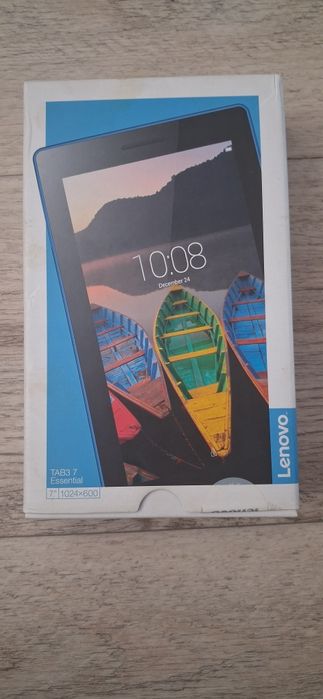 Продам планшет  Lenovo TB3-710I