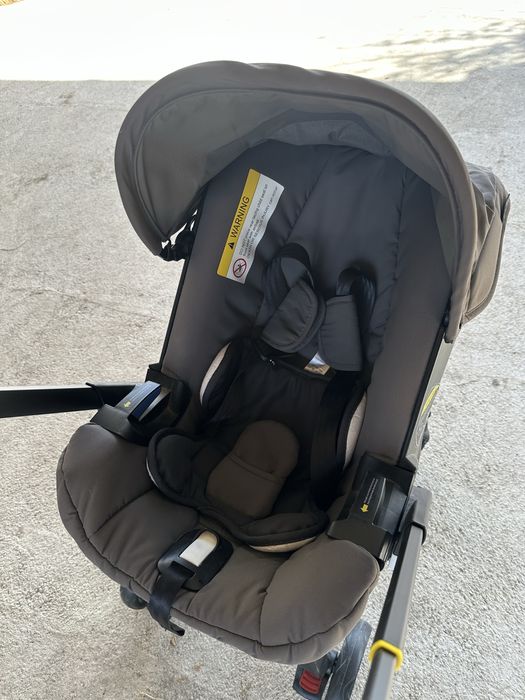 Автолюлька коляска