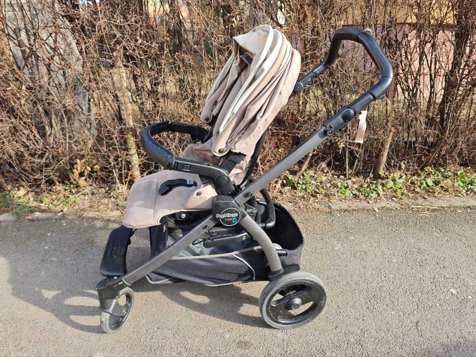 Carucior Peg Perego 3 in 1 + isofix