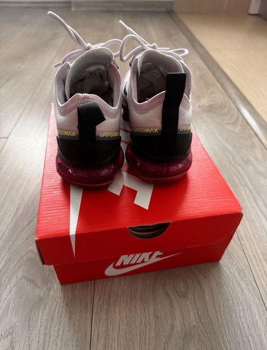 Pantofi sport adidasi nike marimea 36.5