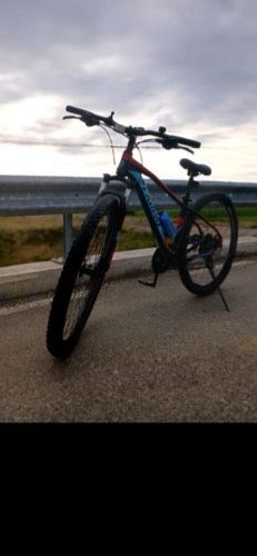 Bicicletă hidraulică MTB-HT CARPAT