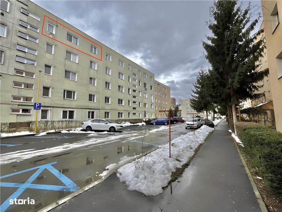 Apartament 2 Camere zona Florilor de renovat