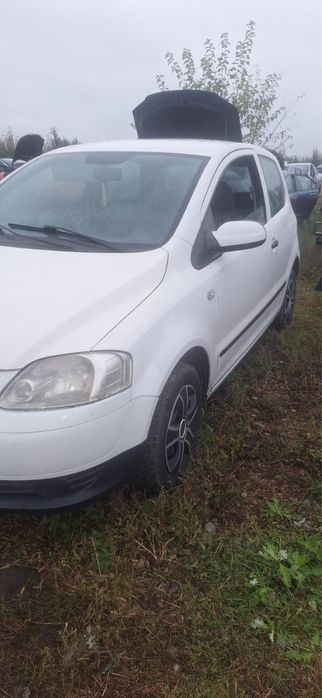 Dezmembrez vw fox 2006