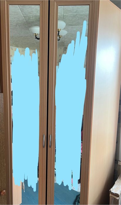 Продам большой угловой шкаф для одежды