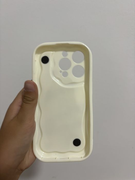 Чехол на IPhone 15 Pro «цветочек»