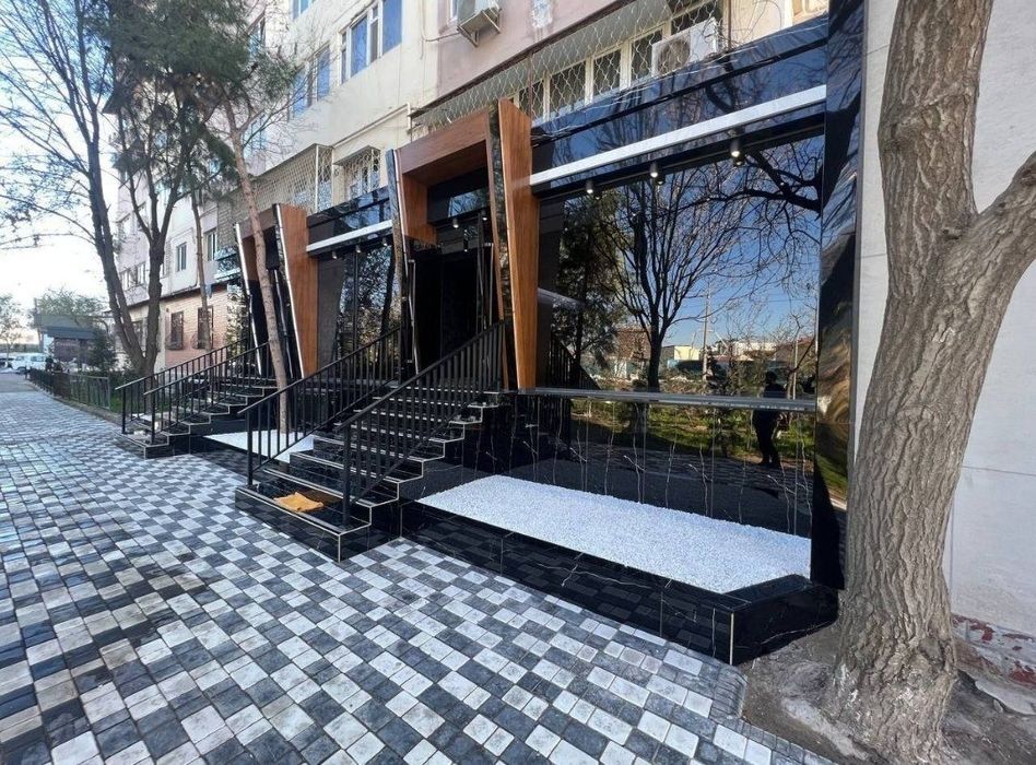 Аренда офис, Лабзак, центр Камолон низкая цена! Срочно!