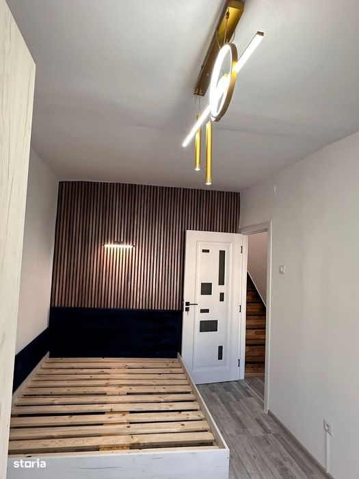 De vanzare apartament tip duplex,3 camere si 2 balcoane, renovat,etj 1