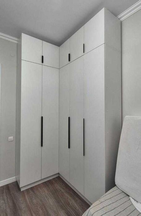 Шкаф  новый  удобный