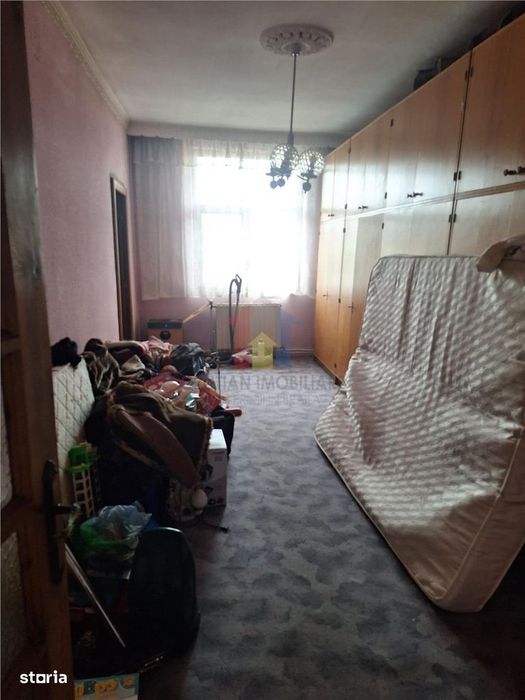 Vila S+P+1+M- Islaz, 8 camere, Suprafata teren 971 mp, Suprafata const