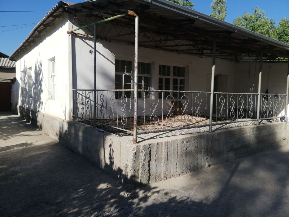 Уи сотилади юкори чирчик