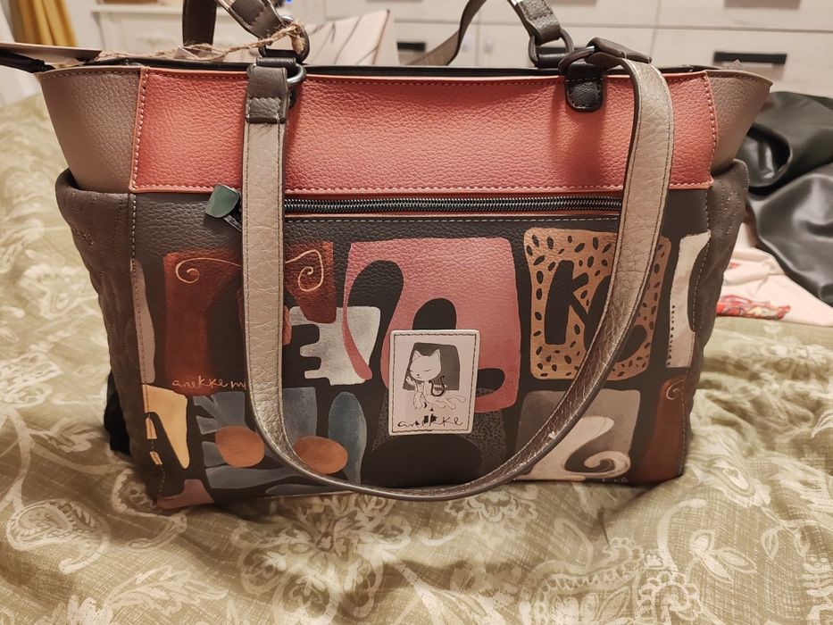 Vând Geantă Anekke nouă, cu etichetă